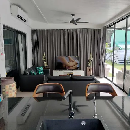 Beautiful Private 3 Bedroom Villa With Pool And Gym Rawai ภายนอก รูปภาพ