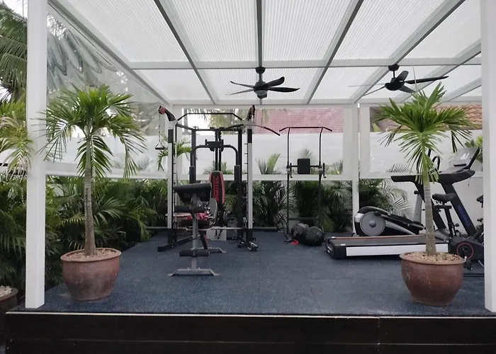 Beautiful Private 3 Bedroom Villa With Pool And Gym