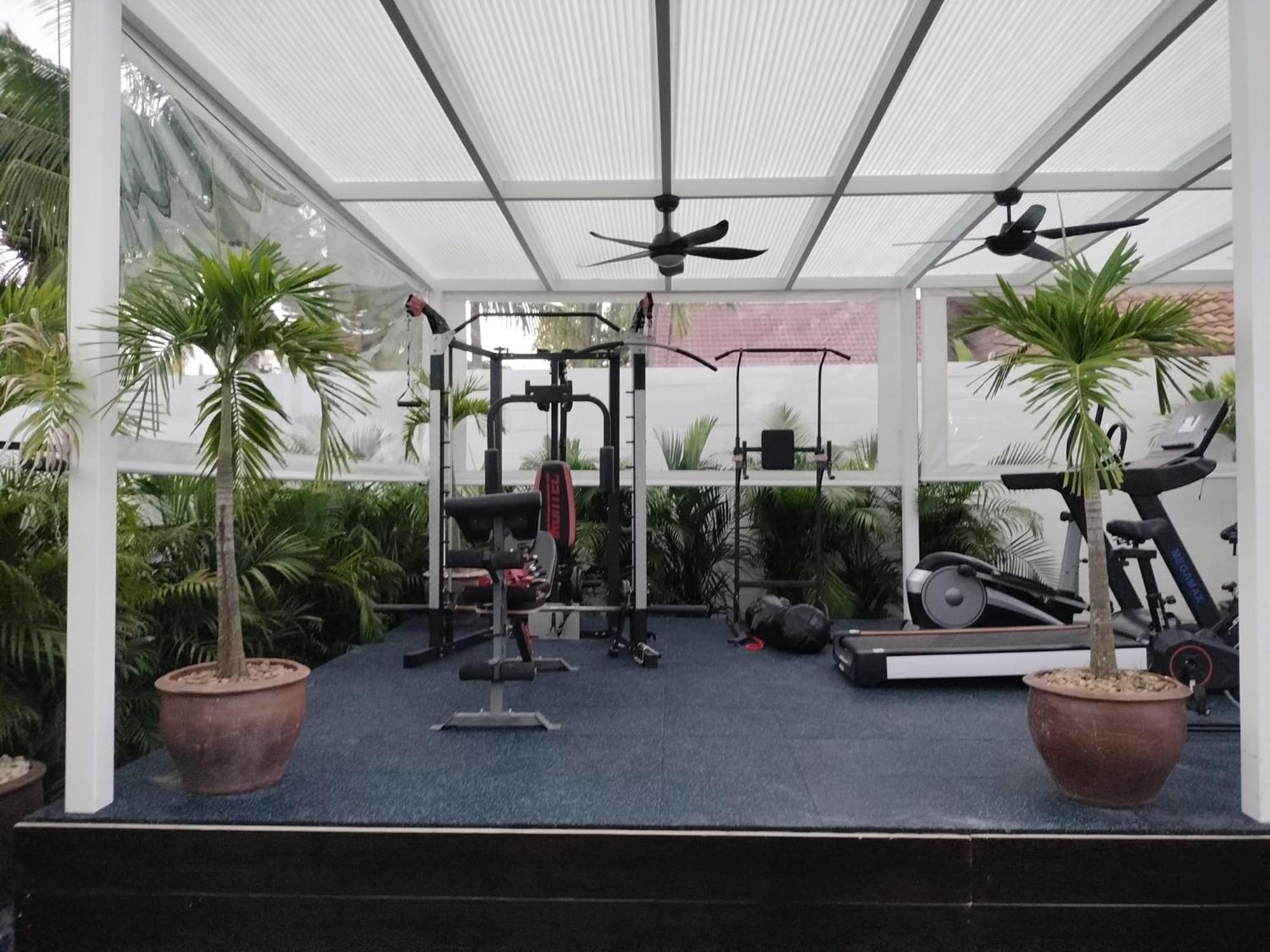 Beautiful Private 3 Bedroom With Pool And Gym Villa