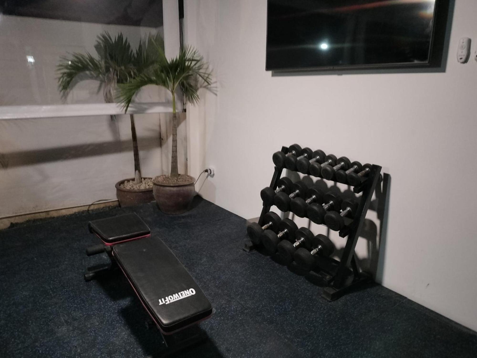 Beautiful Private 3 Bedroom With Pool And Gym Villa