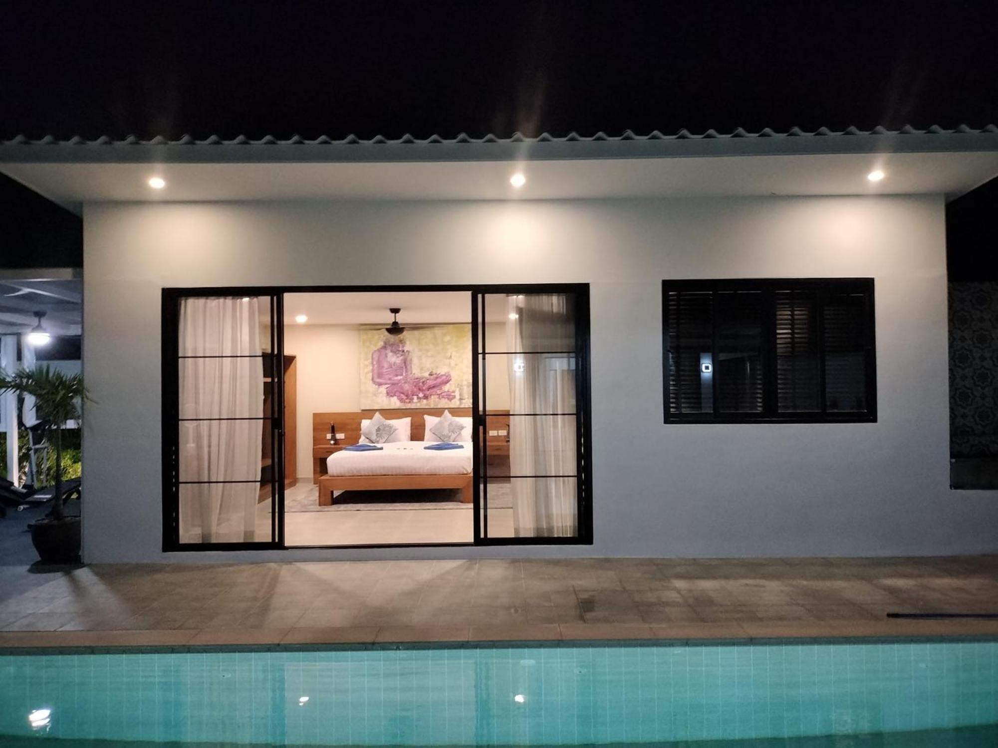 Beautiful Private 3 Bedroom With Pool And Gym Villa